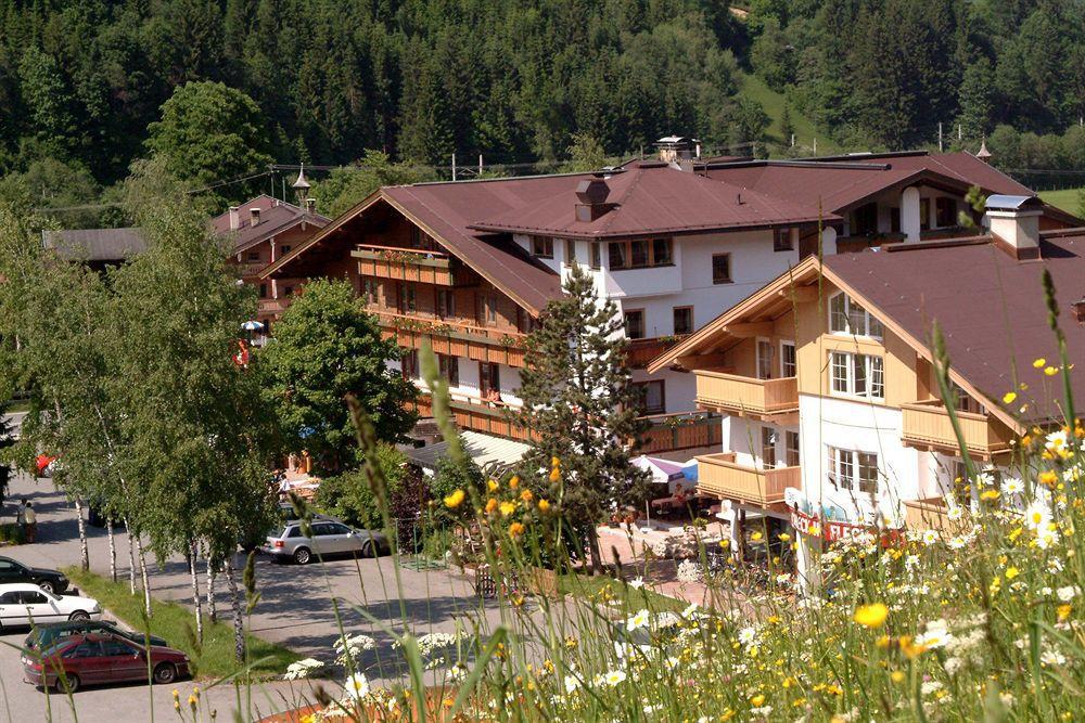 Sport Und Familienhotel Klausen Kirchberg in Tirol Dış mekan fotoğraf