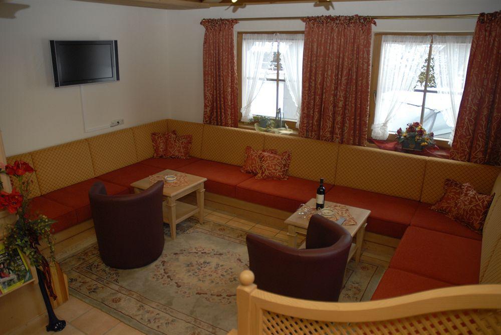 Sport Und Familienhotel Klausen Kirchberg in Tirol Dış mekan fotoğraf