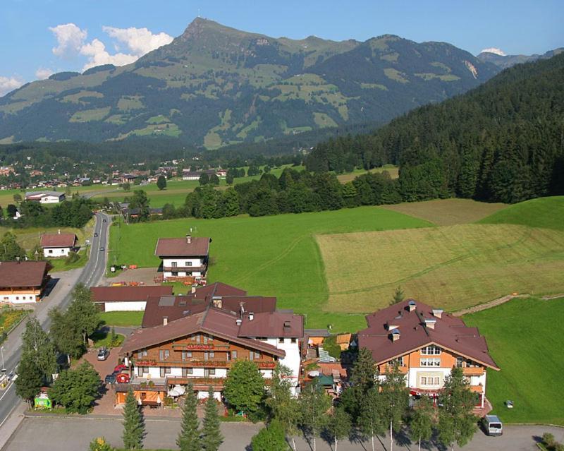 Sport Und Familienhotel Klausen Kirchberg in Tirol Dış mekan fotoğraf