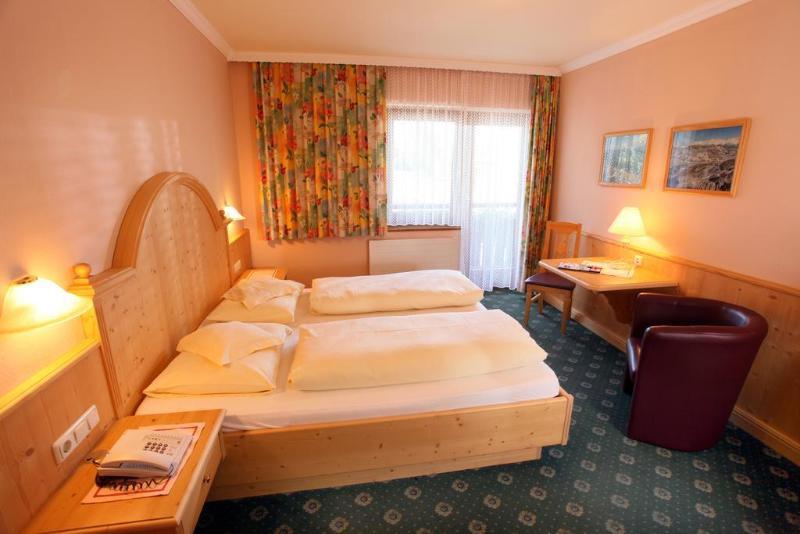 Sport Und Familienhotel Klausen Kirchberg in Tirol Dış mekan fotoğraf
