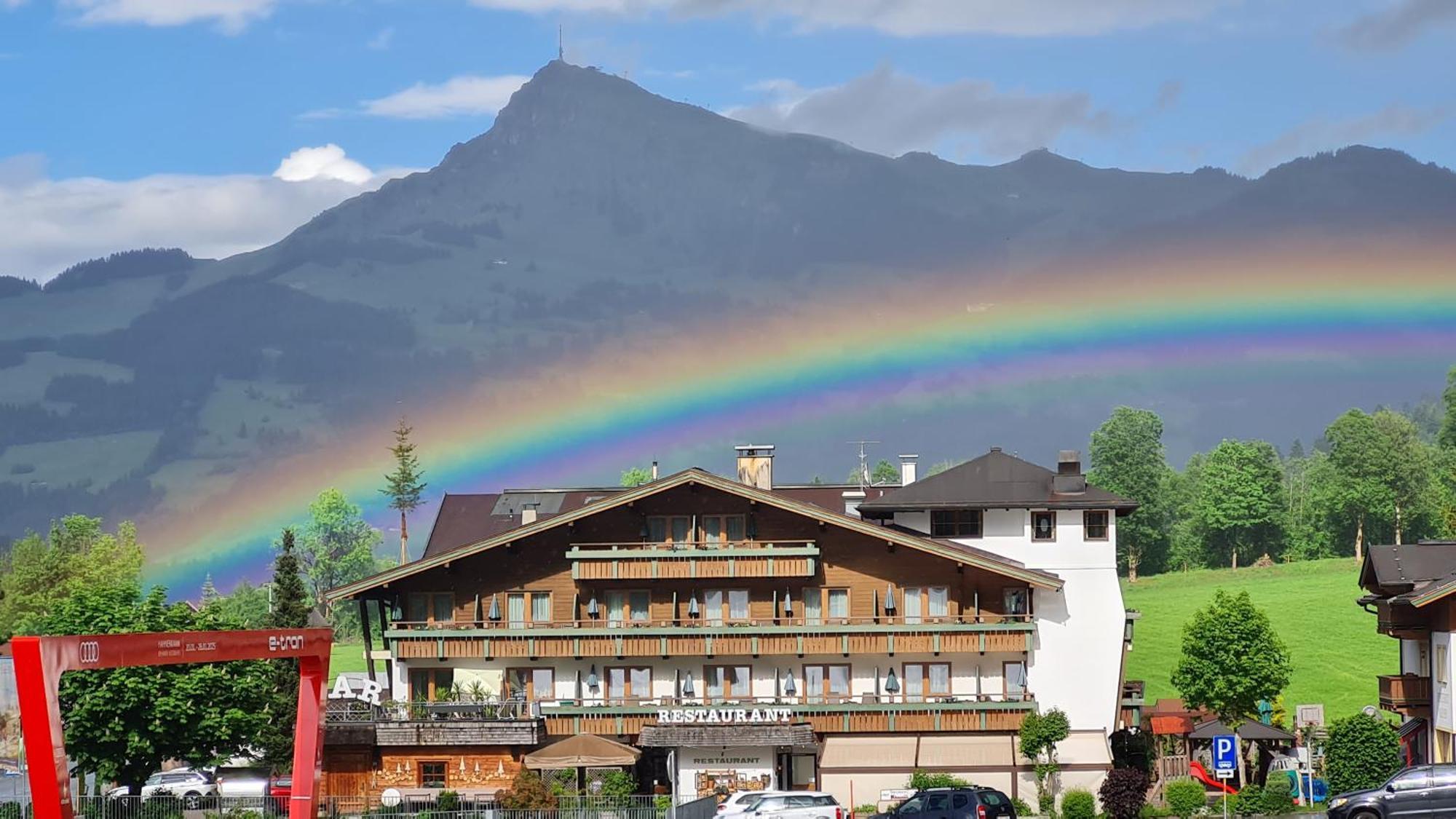Sport Und Familienhotel Klausen Kirchberg in Tirol Dış mekan fotoğraf