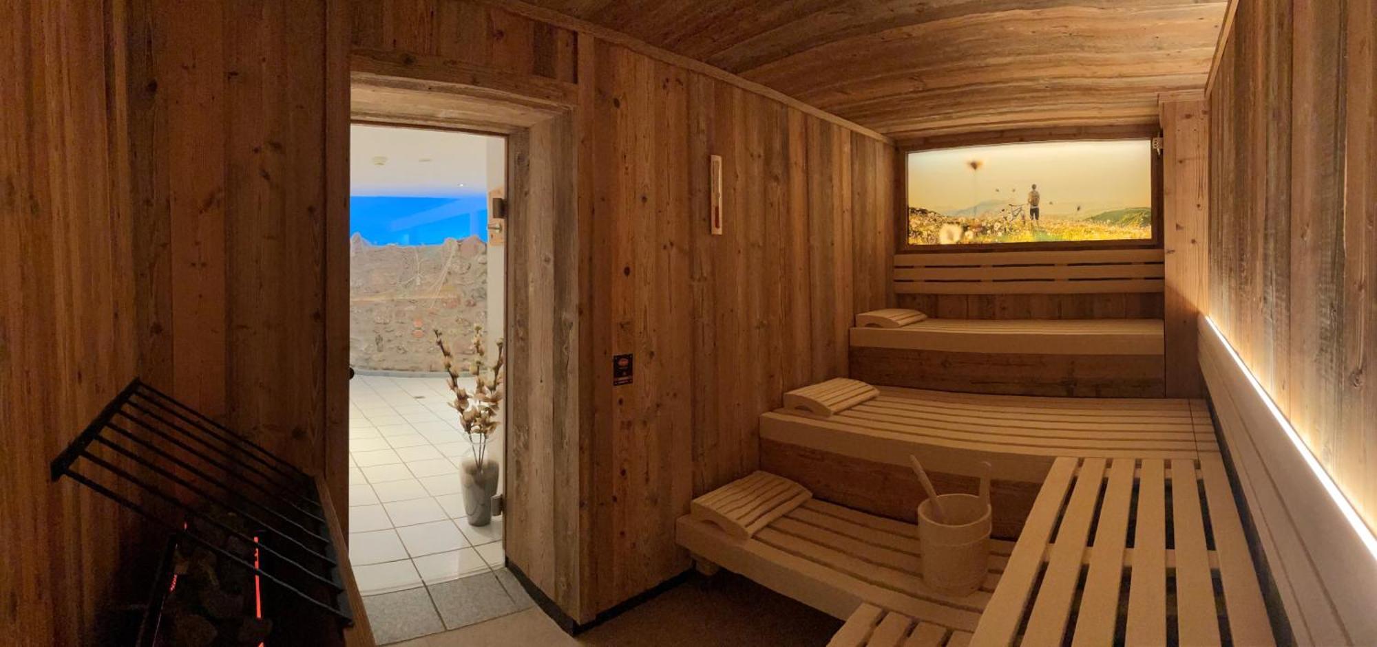 Sport Und Familienhotel Klausen Kirchberg in Tirol Dış mekan fotoğraf