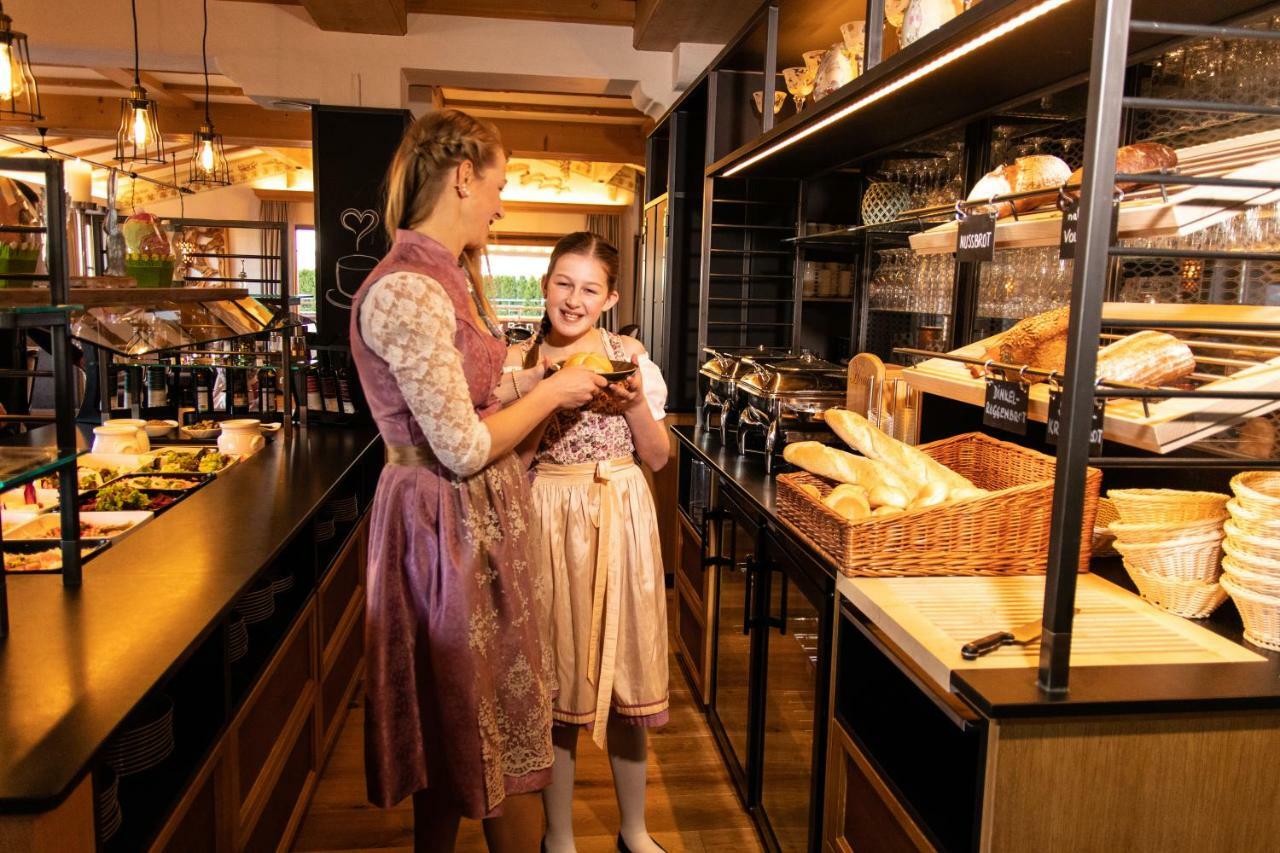 Sport Und Familienhotel Klausen Kirchberg in Tirol Dış mekan fotoğraf